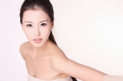 《非诚勿扰》女嘉宾刑星半裸艳照曝光大尺度惊人